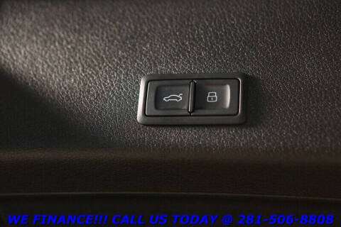 2019 Audi e-tron quattro Premium Plus