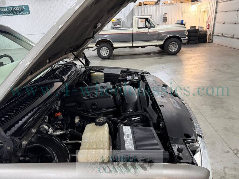 2002 Chevrolet Suburban