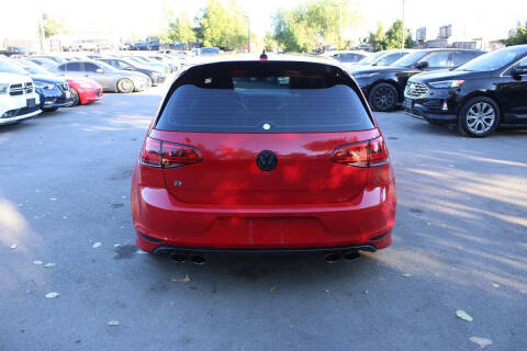 2016 Volkswagen Golf R