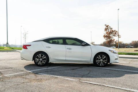 2016 Nissan Maxima