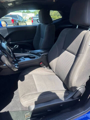 2020 Dodge Challenger SXT