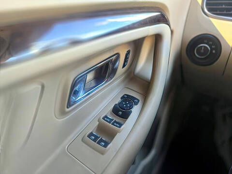 2014 Ford Taurus Limited