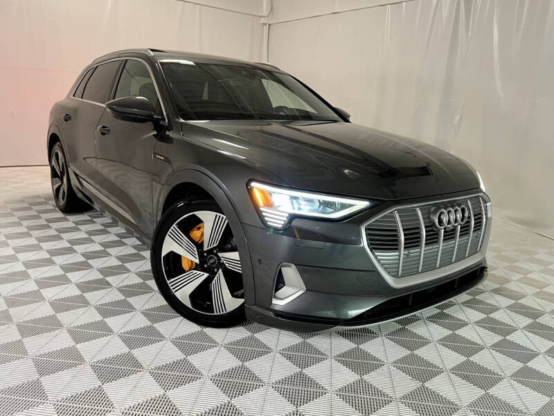 2019 Audi e-tron quattro Prestige