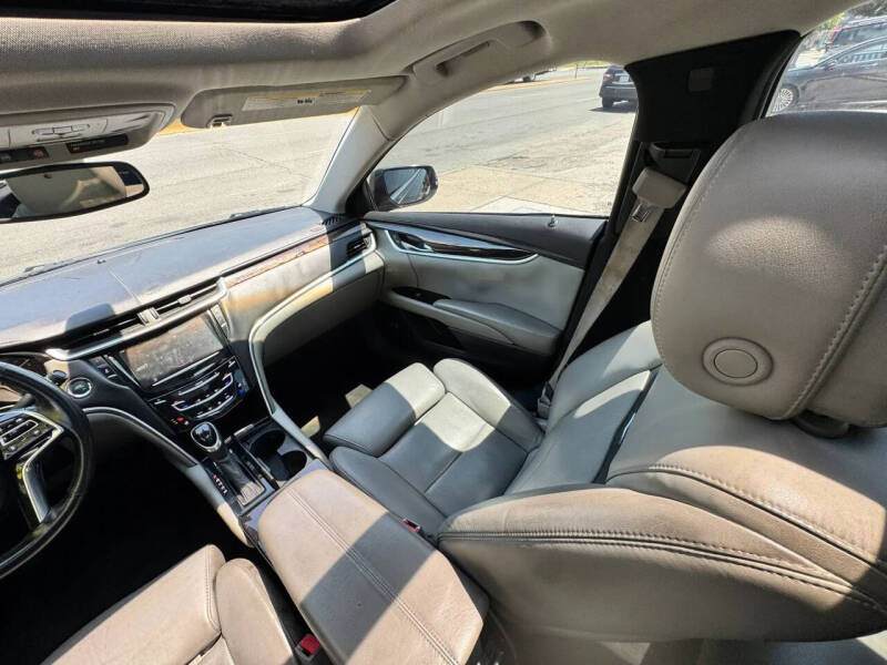 2013 Cadillac XTS Luxury Collection