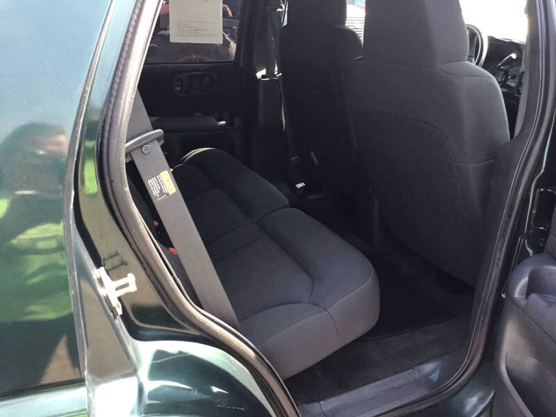 2004 Chevrolet Blazer LS