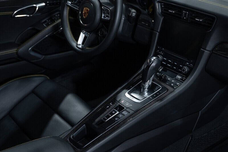 2018 Porsche 911 Turbo S