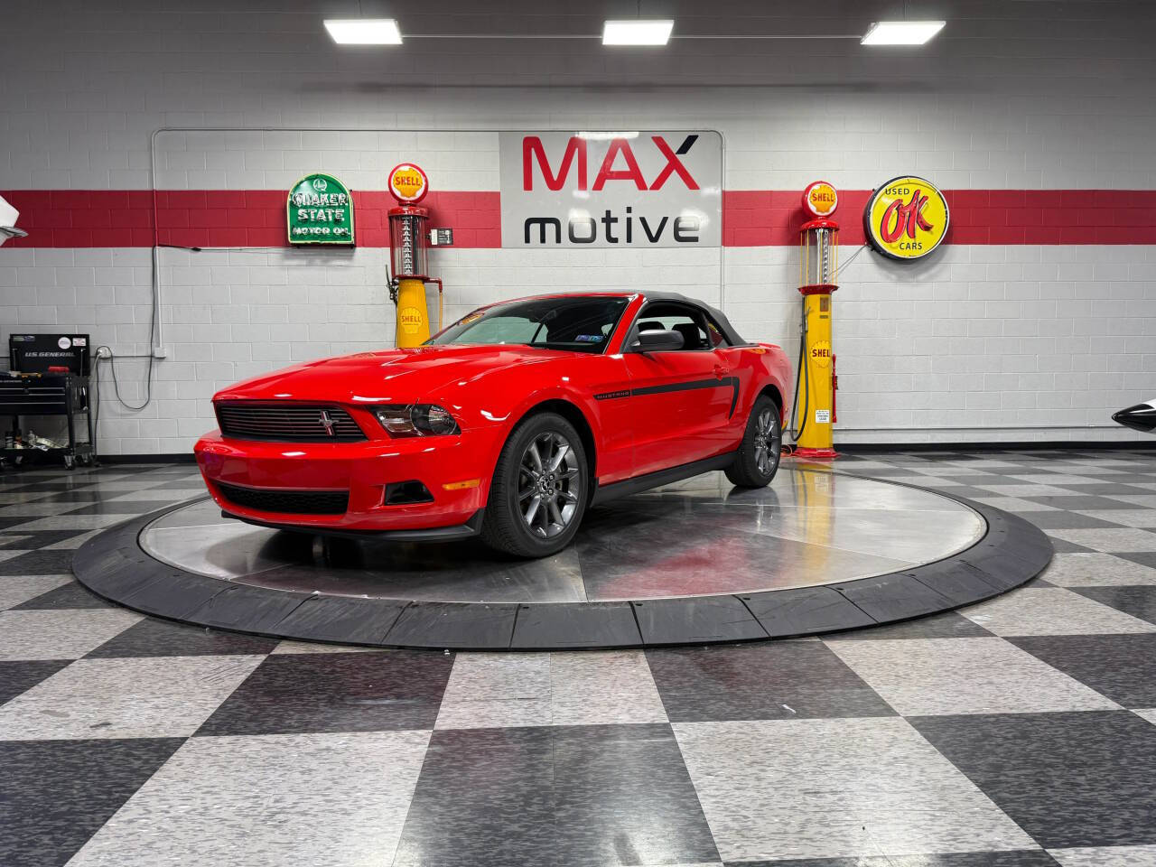 2011 Ford Mustang 8