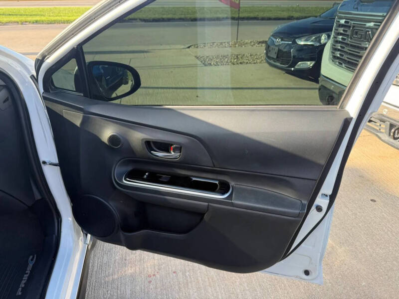 2017 Toyota Prius c