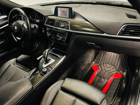 2017 BMW 3 Series 330i xDrive