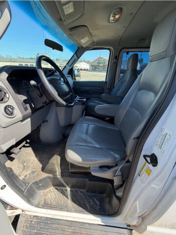 2014 Ford E-Series E-350 SD XL