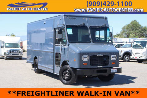 2020 Freightliner MT45 Chassis