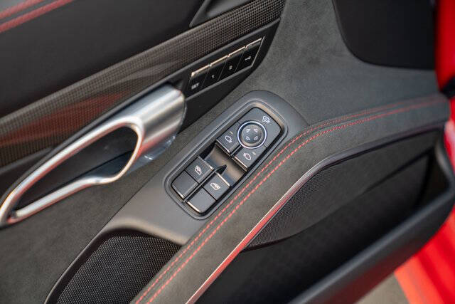 2021 Porsche 718 Boxster 13