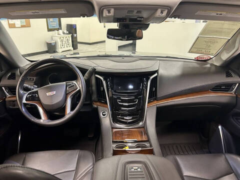 2019 Cadillac Escalade ESV Luxury