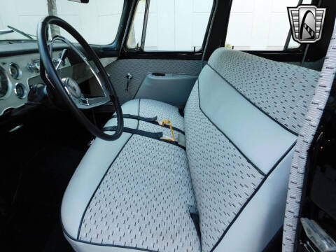 1957 Packard Clipper