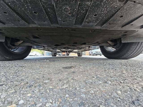 2024 Volvo XC60 B5 Core Dark Theme