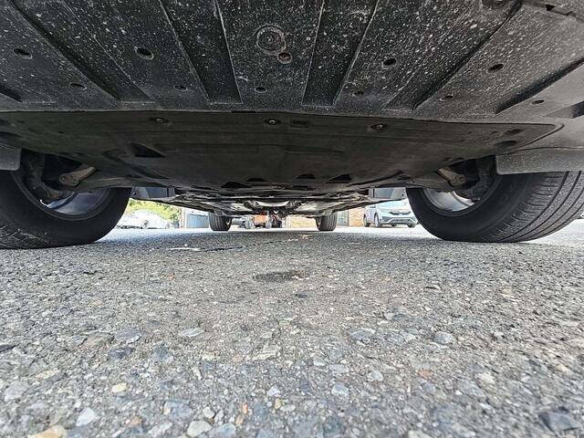 2024 Volvo XC60 B5 Core Dark Theme