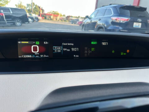 2021 Toyota Prius LE