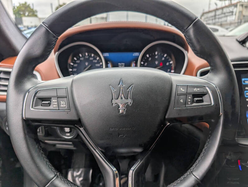 2019 Maserati Ghibli GranLusso