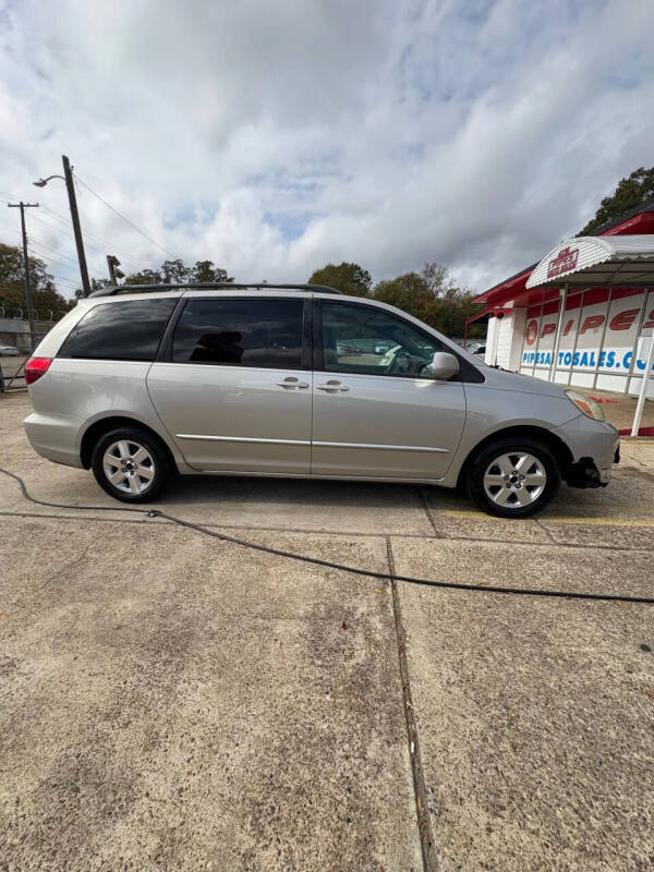 2004 Toyota Sienna XLE Limited 7 Passenger