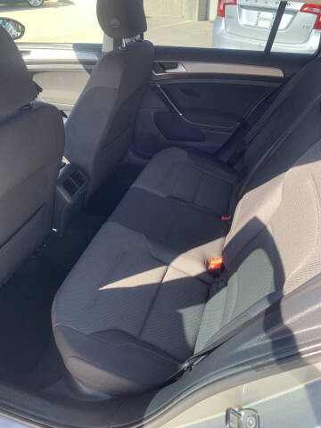 2016 Volkswagen Golf SportWagen TSI S