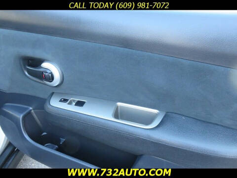 2011 Nissan Versa 1.8 S