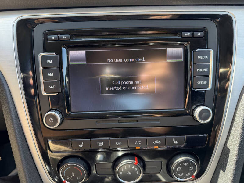 2013 Volkswagen Passat