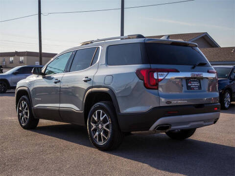 2023 GMC Acadia SLE