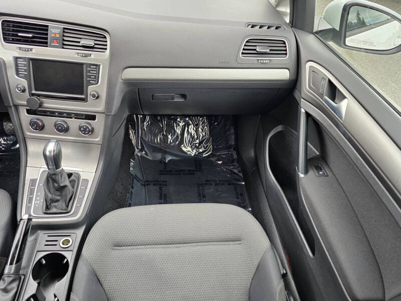 2017 Volkswagen Golf