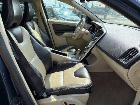 2011 Volvo XC60 3.2 R-Design