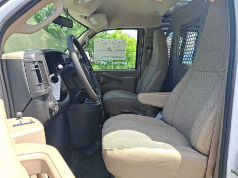 2025 Chevrolet Express 2500