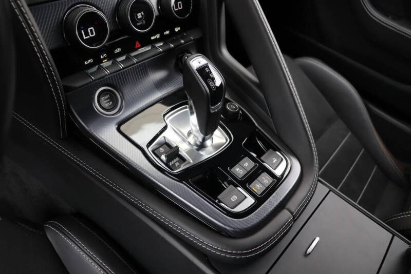 2022 Jaguar F-TYPE P450 R-Dynamic