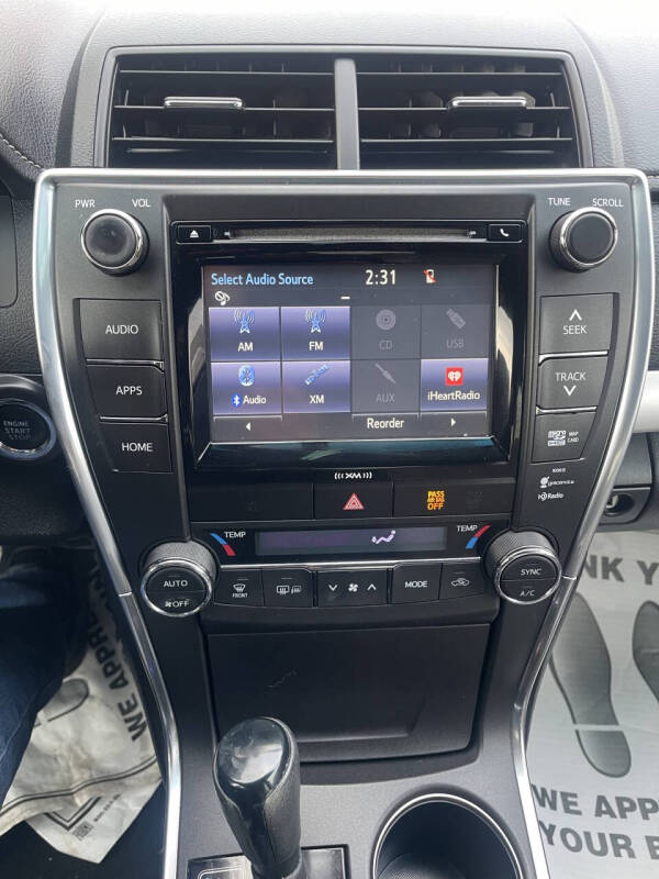 2016 Toyota Camry XSE