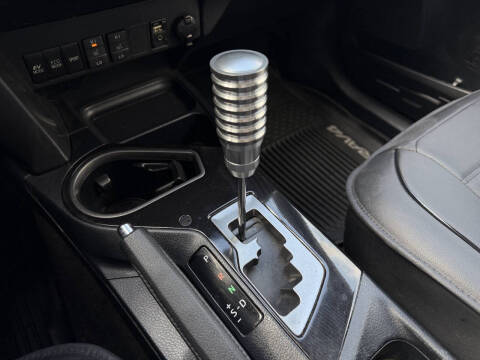 2017 Toyota RAV4 Hybrid SE