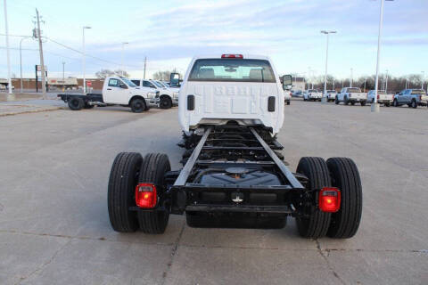 2024 Chevrolet Silverado MD