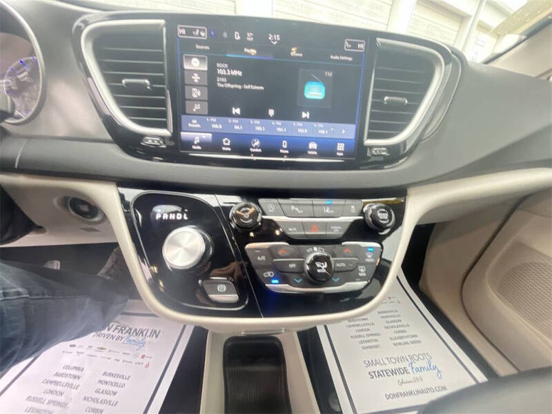 2024 Chrysler Pacifica Touring L