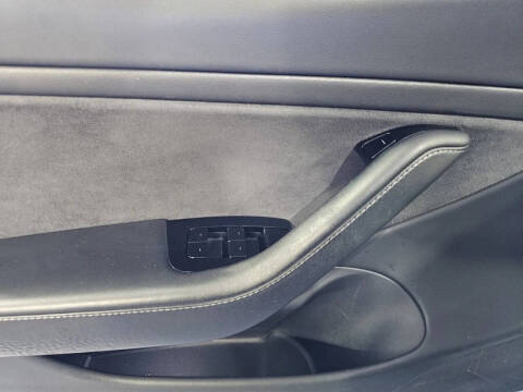2018 Tesla Model 3 Mid Range
