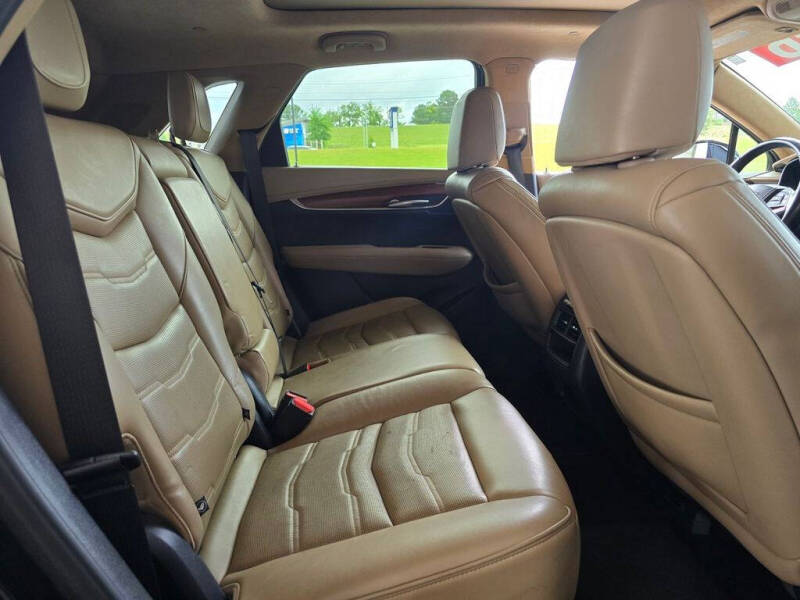 2019 Cadillac XT5 Platinum