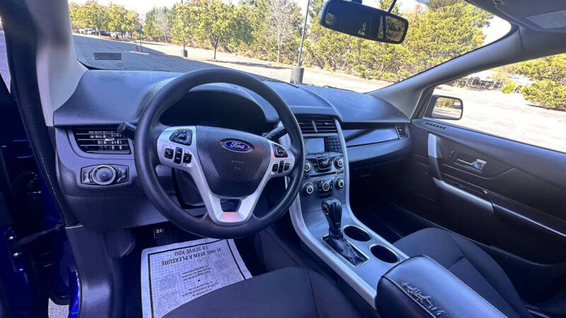 2014 Ford Edge SE