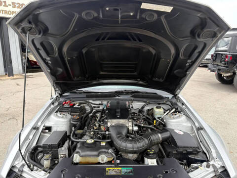 2005 Ford Mustang GT Deluxe