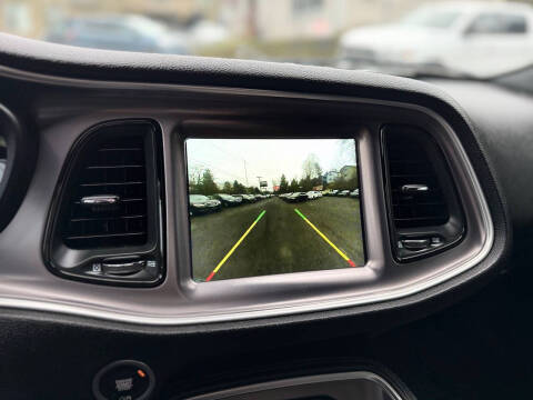 2021 Dodge Challenger SXT