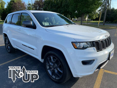 2021 Jeep Grand Cherokee for sale at JERRY GRADL MOTORS INC in North Tonawanda NY