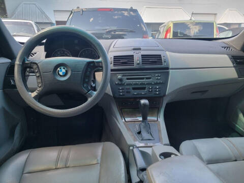 2005 BMW X3 3.0i