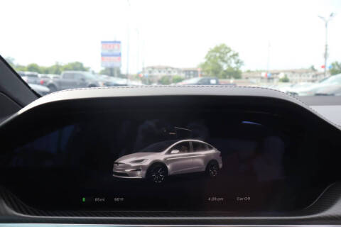 2022 Tesla Model X Plaid