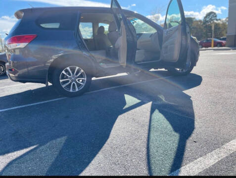 2014 Nissan Pathfinder SV