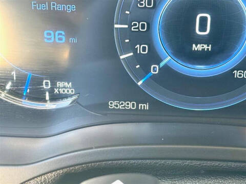 2016 Cadillac Escalade Luxury Collection