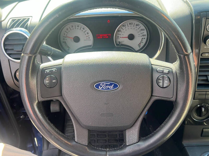 2008 Ford Explorer Sport Trac XLT