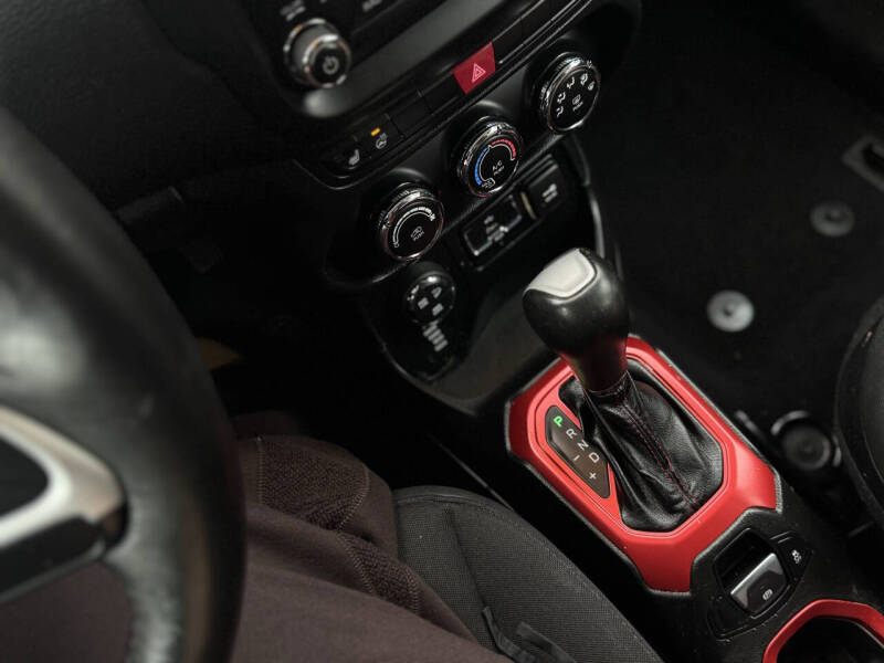 2016 Jeep Renegade Trailhawk