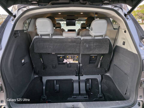 2021 Toyota Sienna Limited 7-Passenger