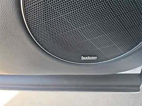 2022 Genesis GV70 2.5T Standard