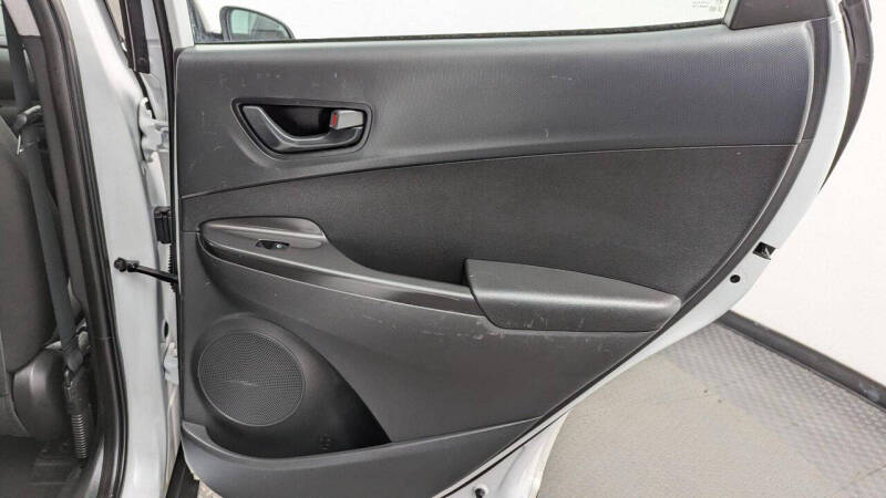 2023 Hyundai Kona SE